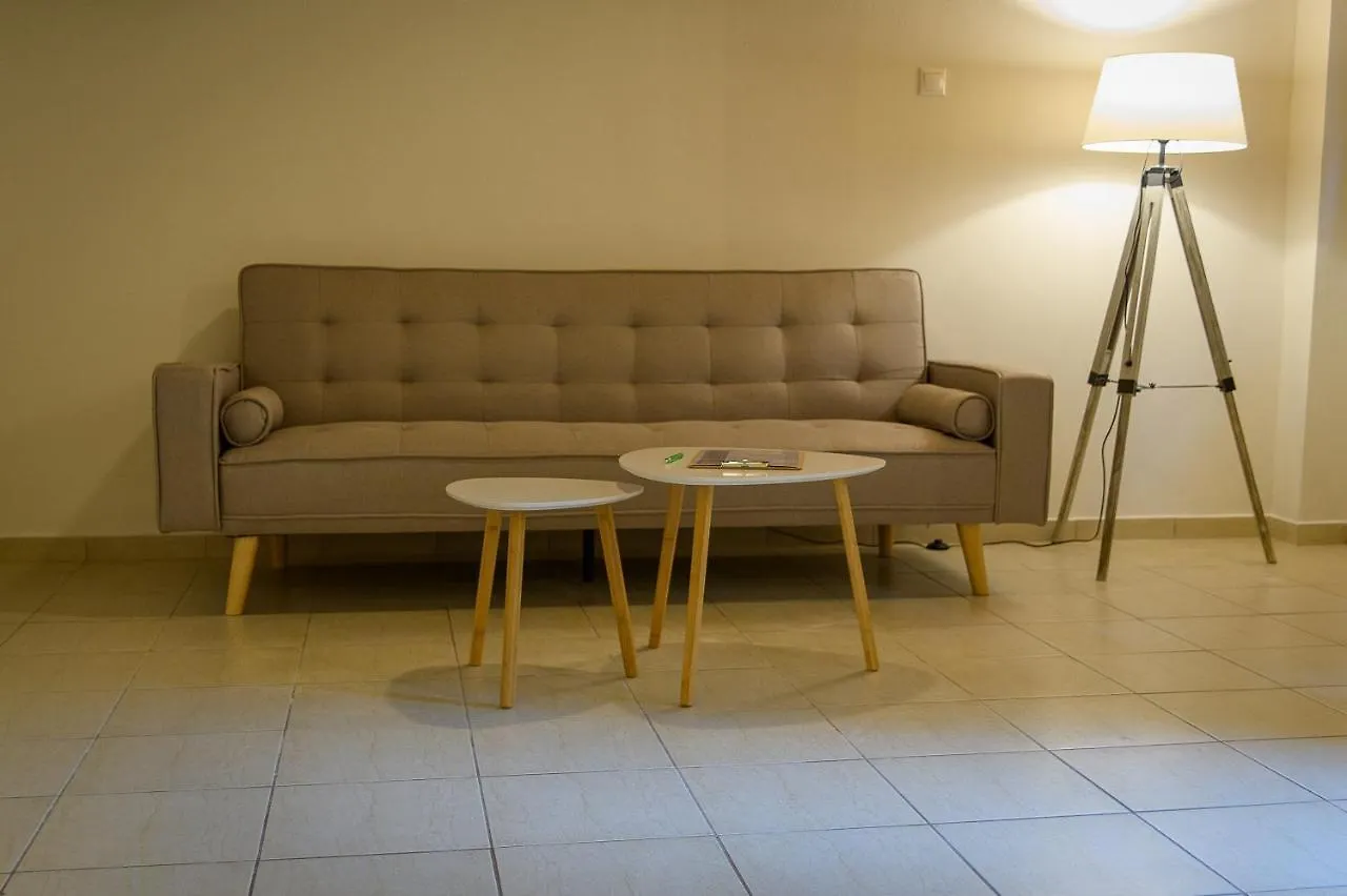 Uni Island - City Center Suites Candia 0*,