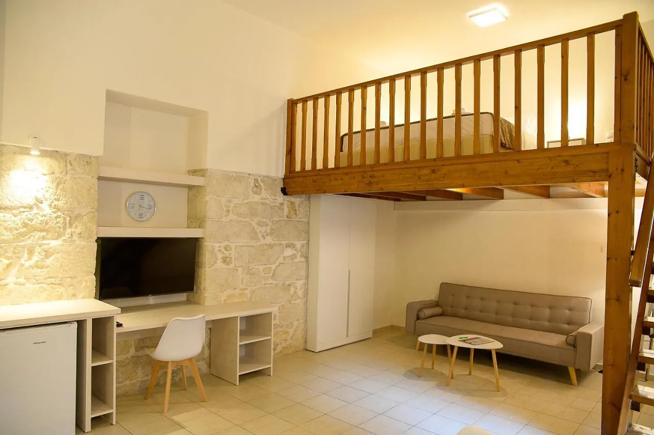 Appartamento Uni Island - City Center Suites Candia