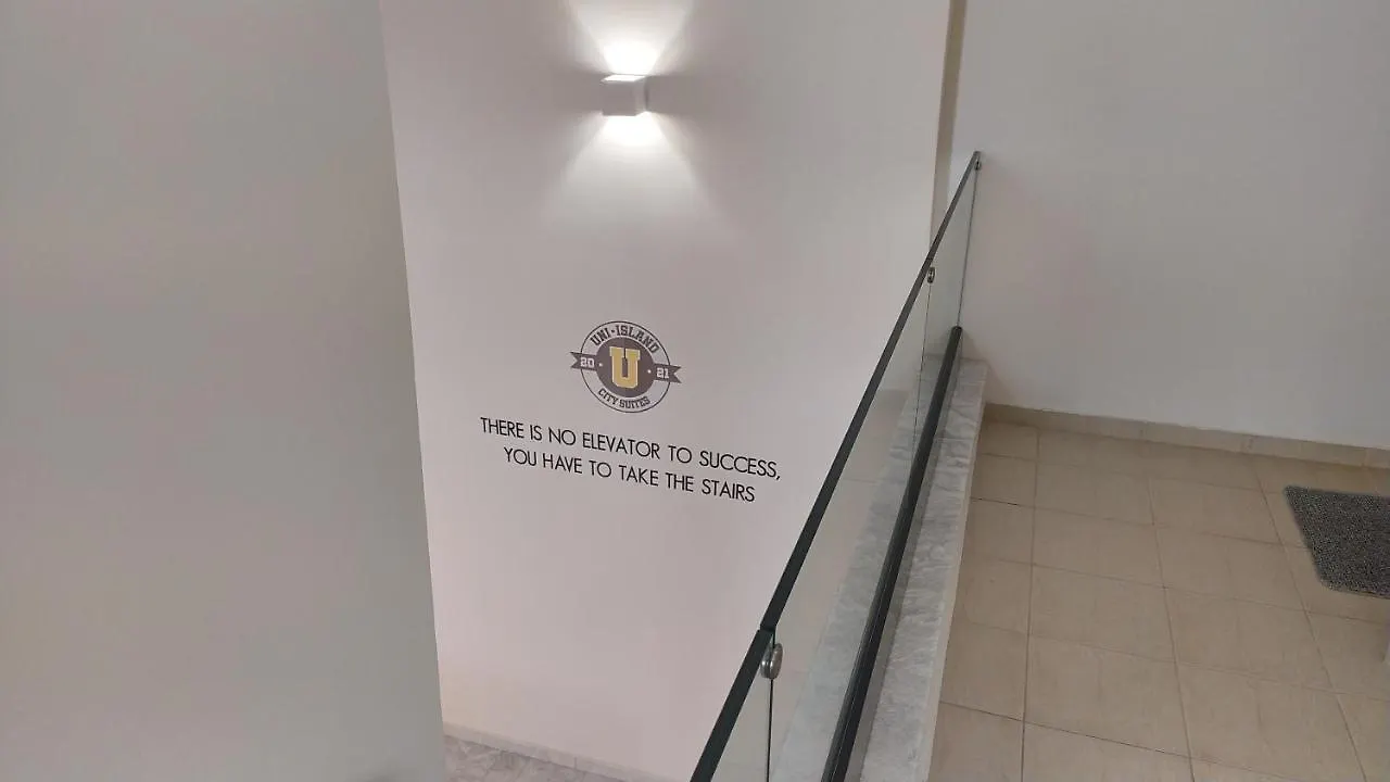 Uni Island - City Center Suites Heraklion  0*, Heraklion (Crete)